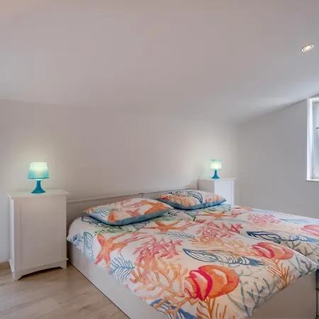 With A Parking Space * Mali Lošinj