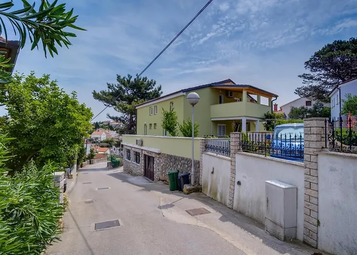 With A Parking Space Mali Lošinj